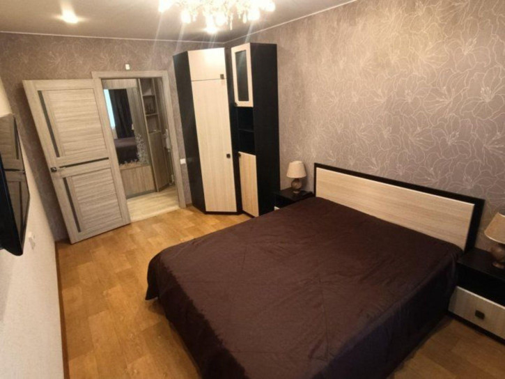 2-комн квартира Строителей пр-кт, 15Д