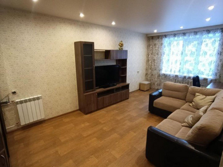 2-комн квартира Строителей пр-кт, 15Д