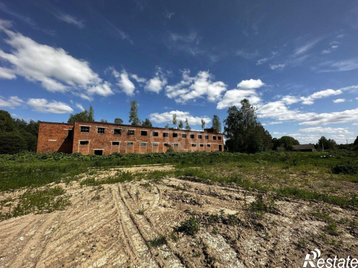 Склад Медынский район, деревня Заречная, 1