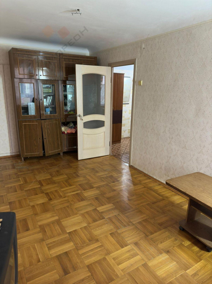 3-комн квартира Коммунистическая ул, 17