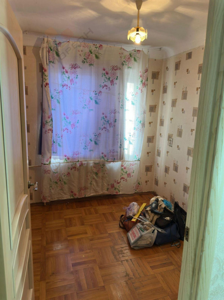 3-комн квартира Коммунистическая ул, 17
