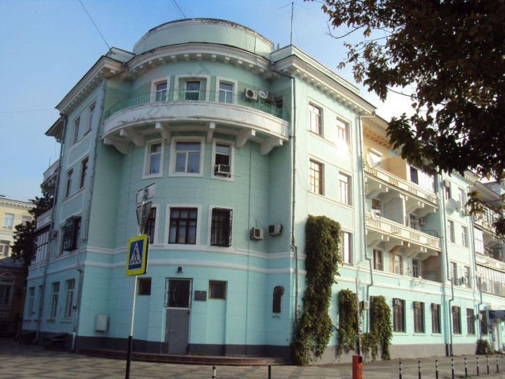 2-комн квартира им. Орджоникидзе ул, 69 2-комн квартира им. Орджоникидзе ул, 69
