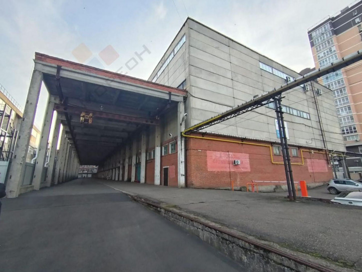 Склад Коммунаров ул, 276/1