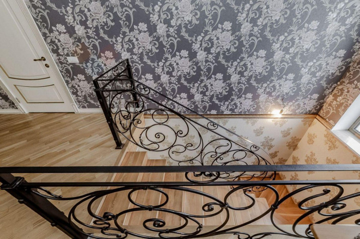 Коттедж/дом Есаульская ул, 45 Коттедж/дом Есаульская ул, 45