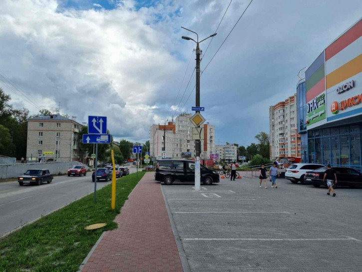 Торговое помещение Каховского ул, 3 Торговое помещение Каховского ул, 3