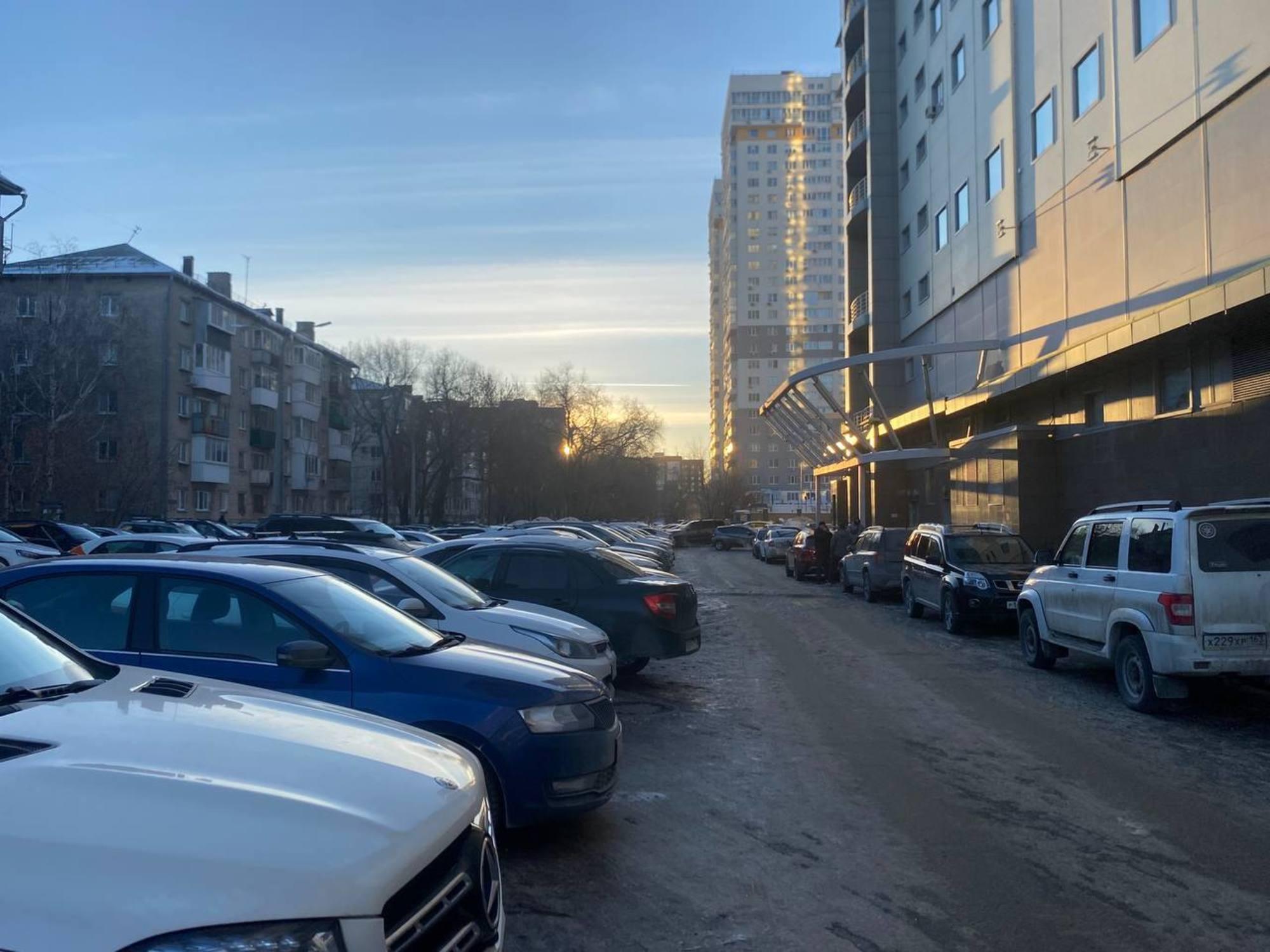 Сдать офис, помещение под офис за 1 900 000 рублей на Московское шоссе, 17