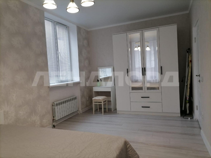 3-комн квартира Очаковская улица, 39