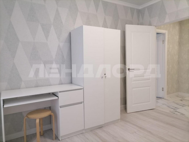 3-комн квартира Очаковская улица, 39