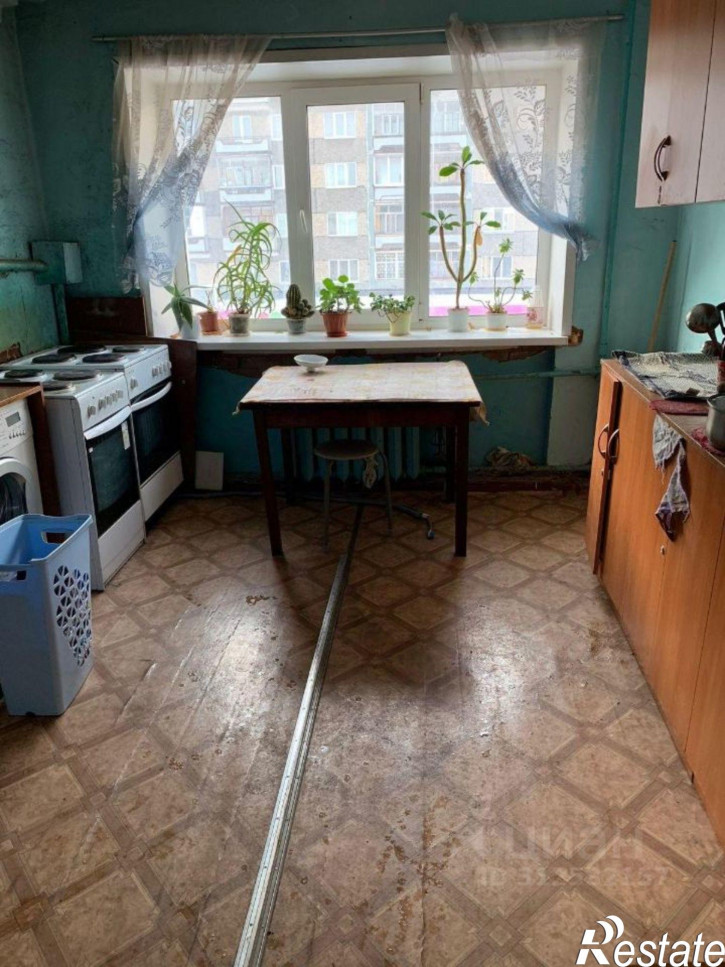Комната улица Орджоникидзе, 36А,  д. 36А
