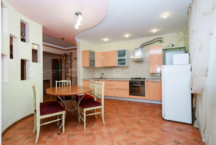 3-комн квартира ул. Гвардейская, дом 16б