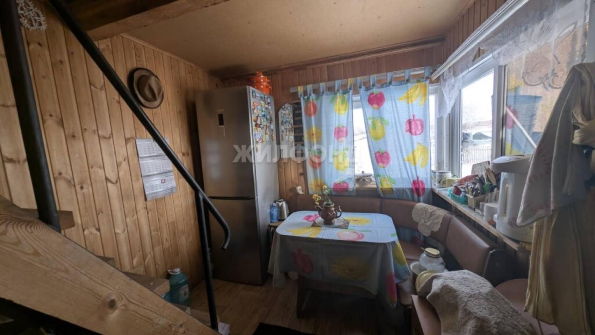 Купить дачу, дом, коттедж за 2 100 000 рублей на Бердск