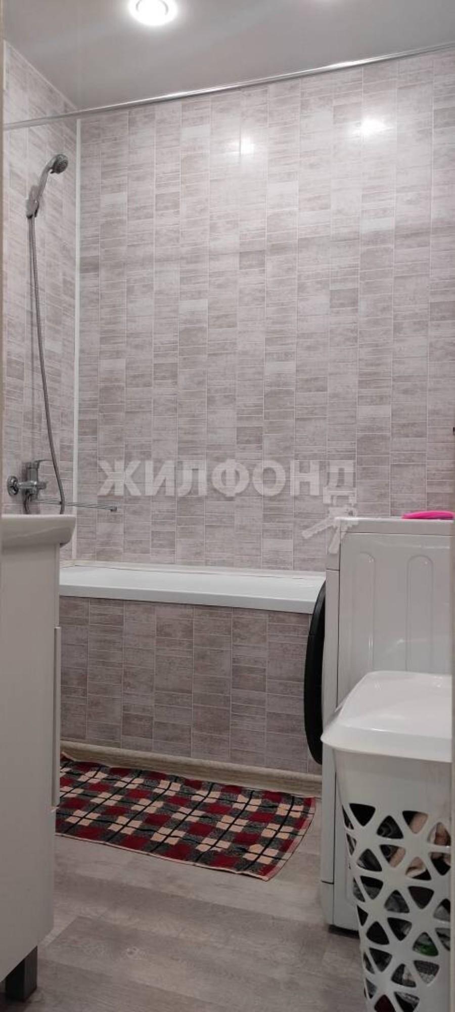 Купить квартиру за 3 990 000 рублей на Кутузова, 2/1
