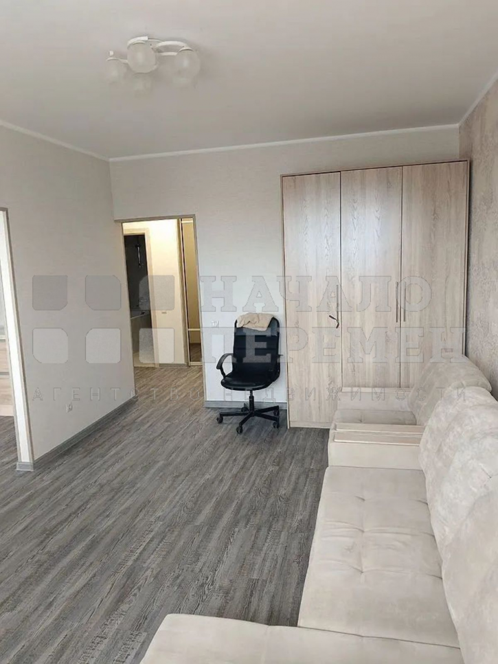 1-комн квартира Державина ул, 92