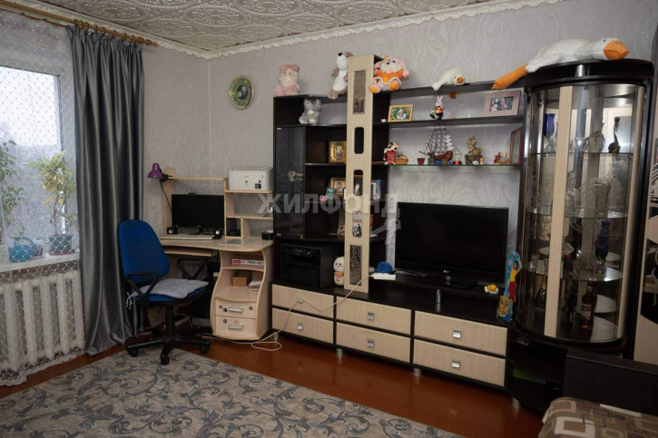 3-комн квартира Севская улица, д.19