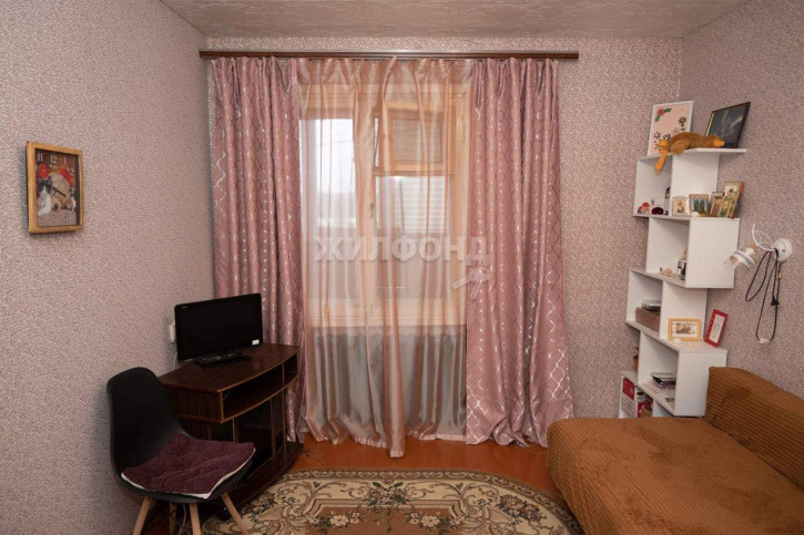 3-комн квартира Севская улица, д.19