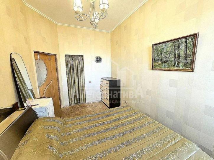 1-комн квартира Красивая ул.