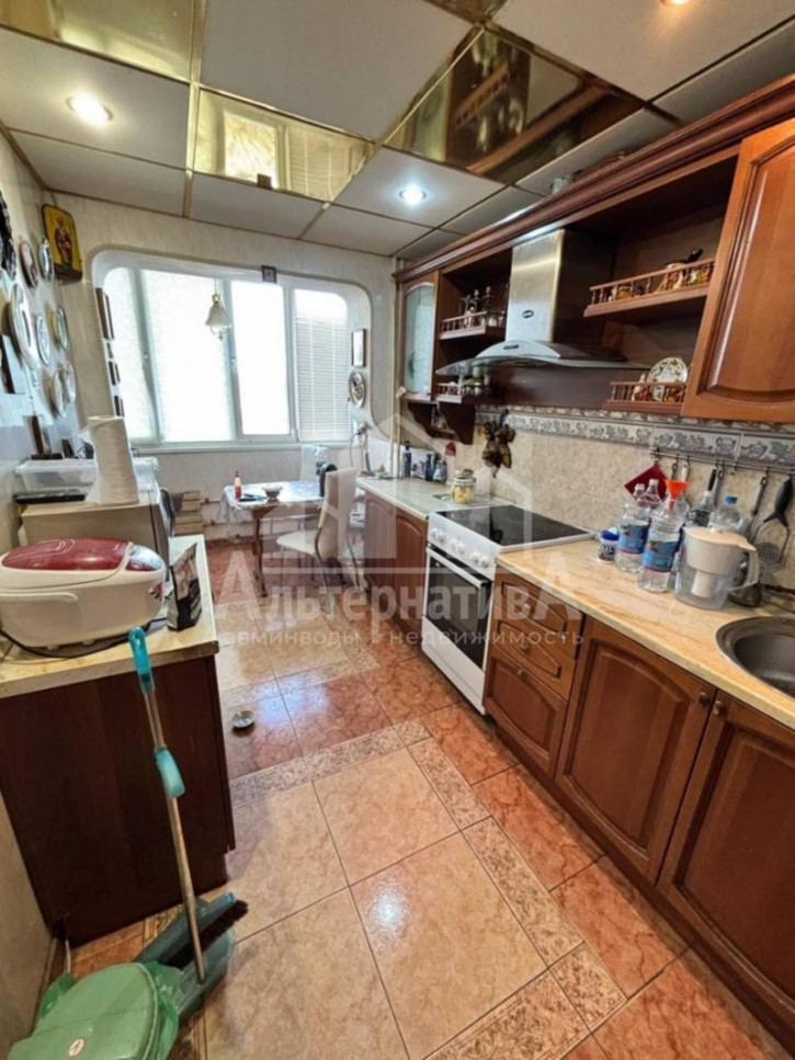 3-комн квартира Островского ул.