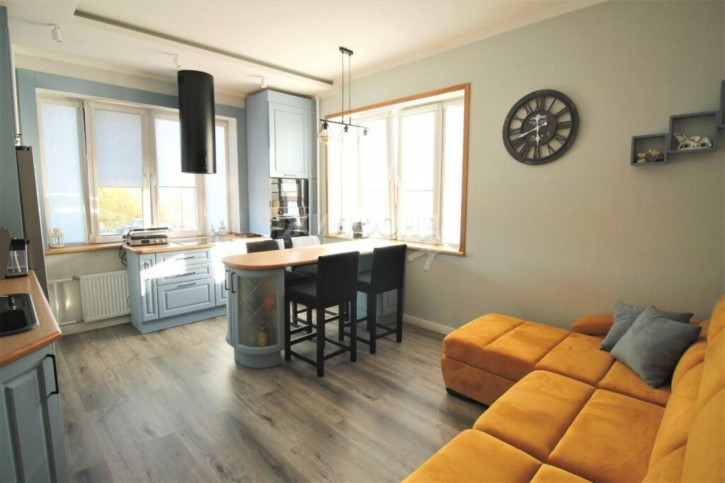 4-комн квартира 2-я Обская, 71/1 4-комн квартира 2-я Обская, 71/1