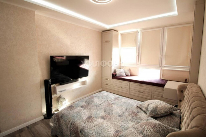 4-комн квартира 2-я Обская, 71/1 4-комн квартира 2-я Обская, 71/1