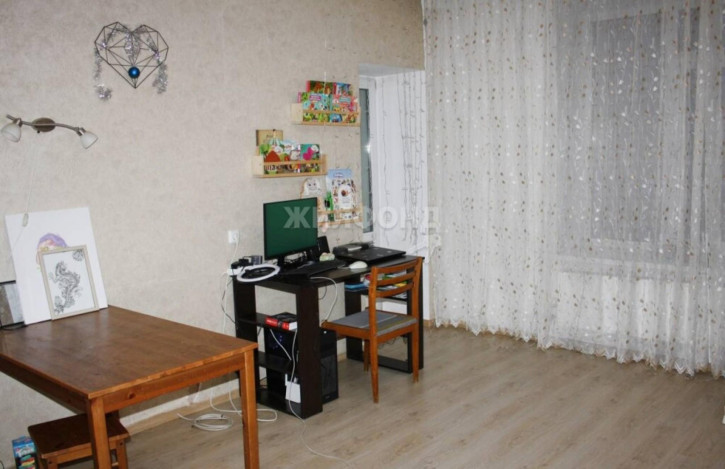 1-комн квартира Авиастроителей, 11/1