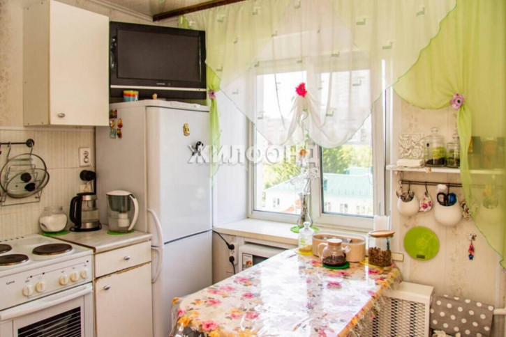 2-комн квартира Нарымская, 4 2-комн квартира Нарымская, 4