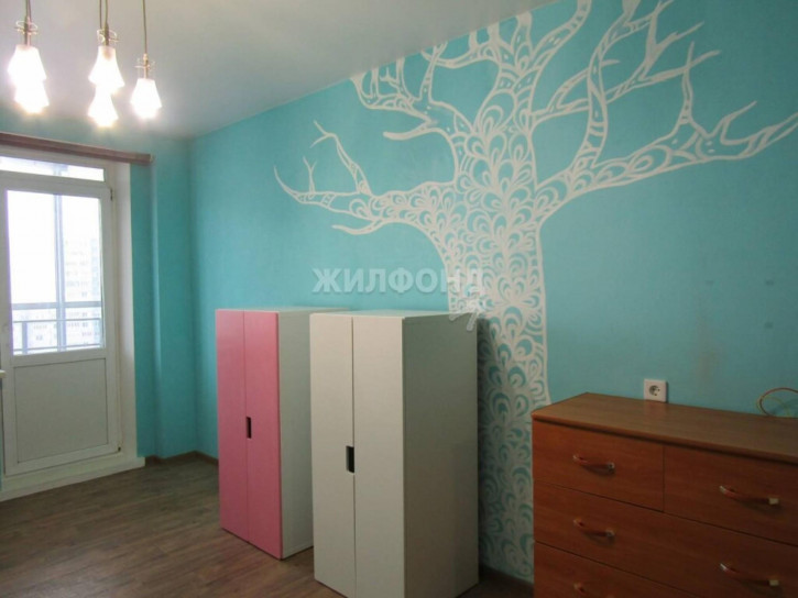 2-комн квартира Сибиряков-Гвардейцев, 44/7