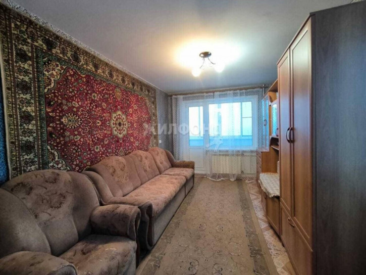 3-комн квартира Комсомольская, 4