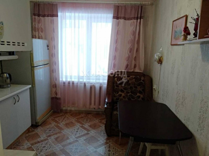 1-комн квартира Лазурная, 10 1-комн квартира Лазурная, 10