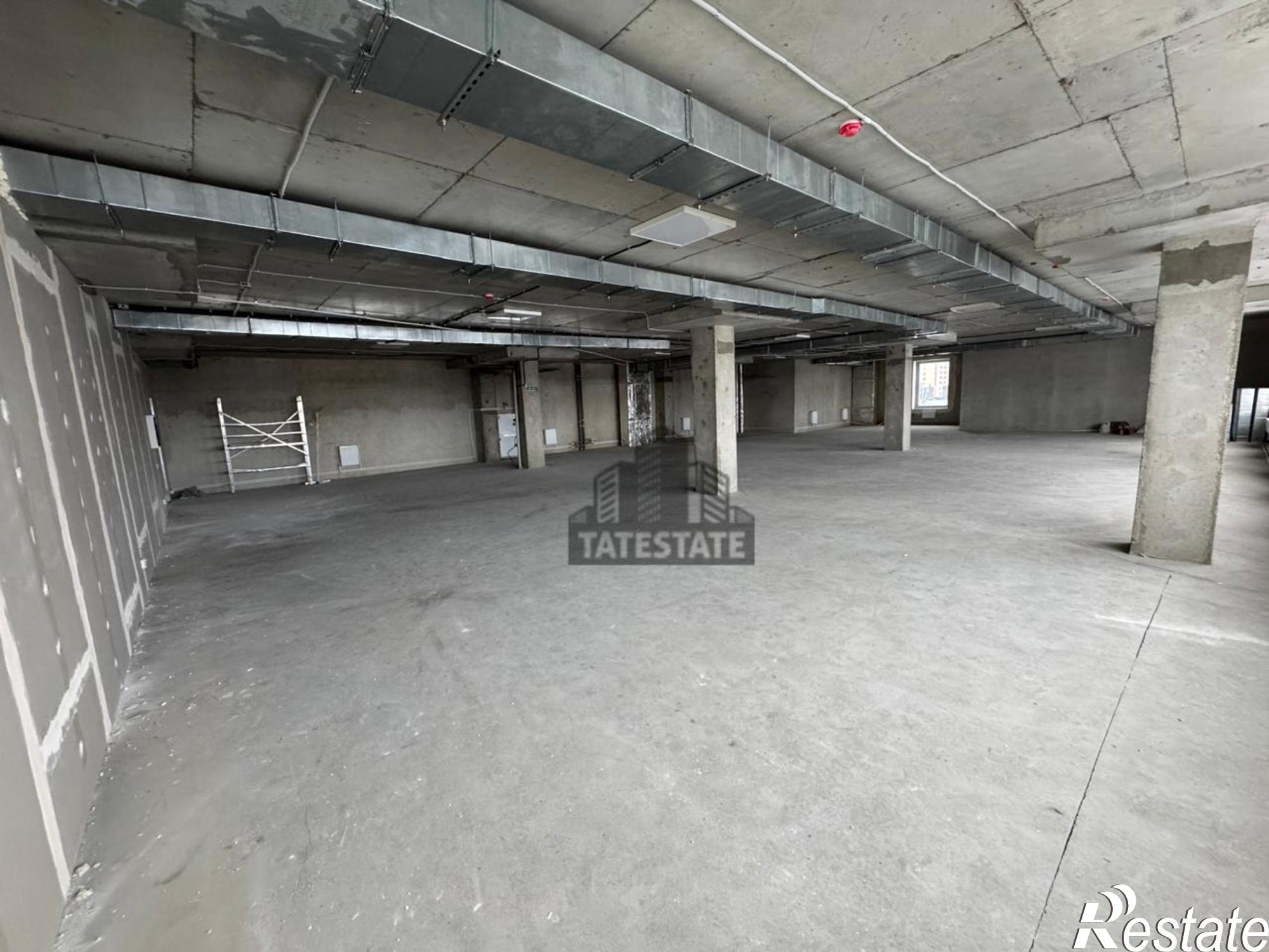 Купить помещение свободного назначения за 51 450 000 рублей на улица Фатыха Амирхана, 40а