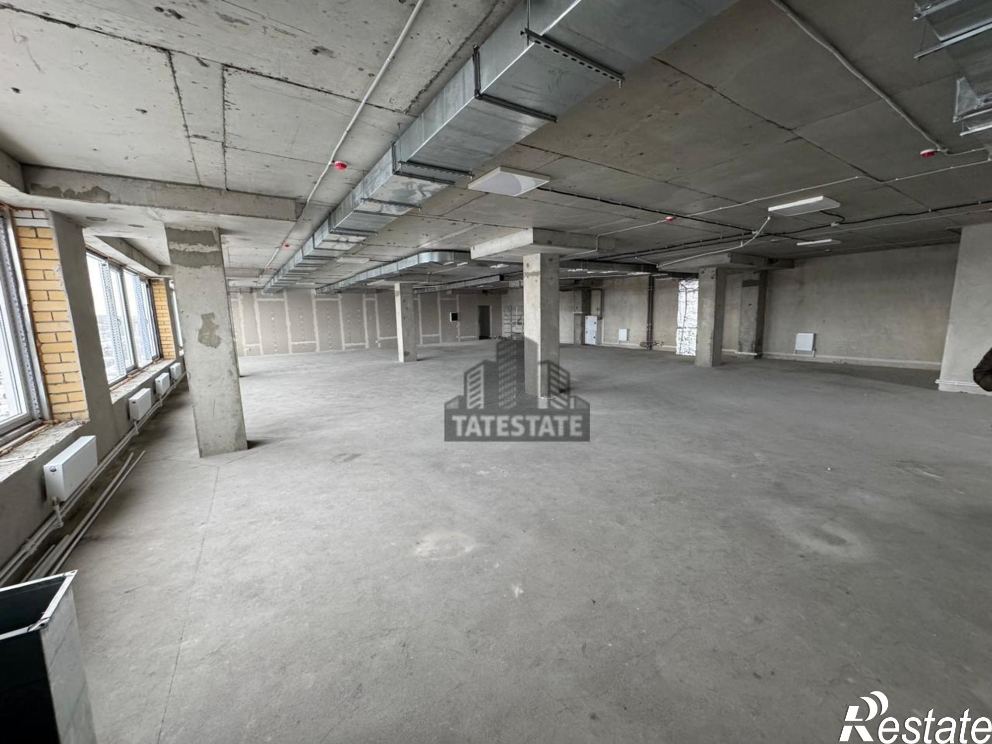 Купить помещение свободного назначения за 51 450 000 рублей на улица Фатыха Амирхана, 40а