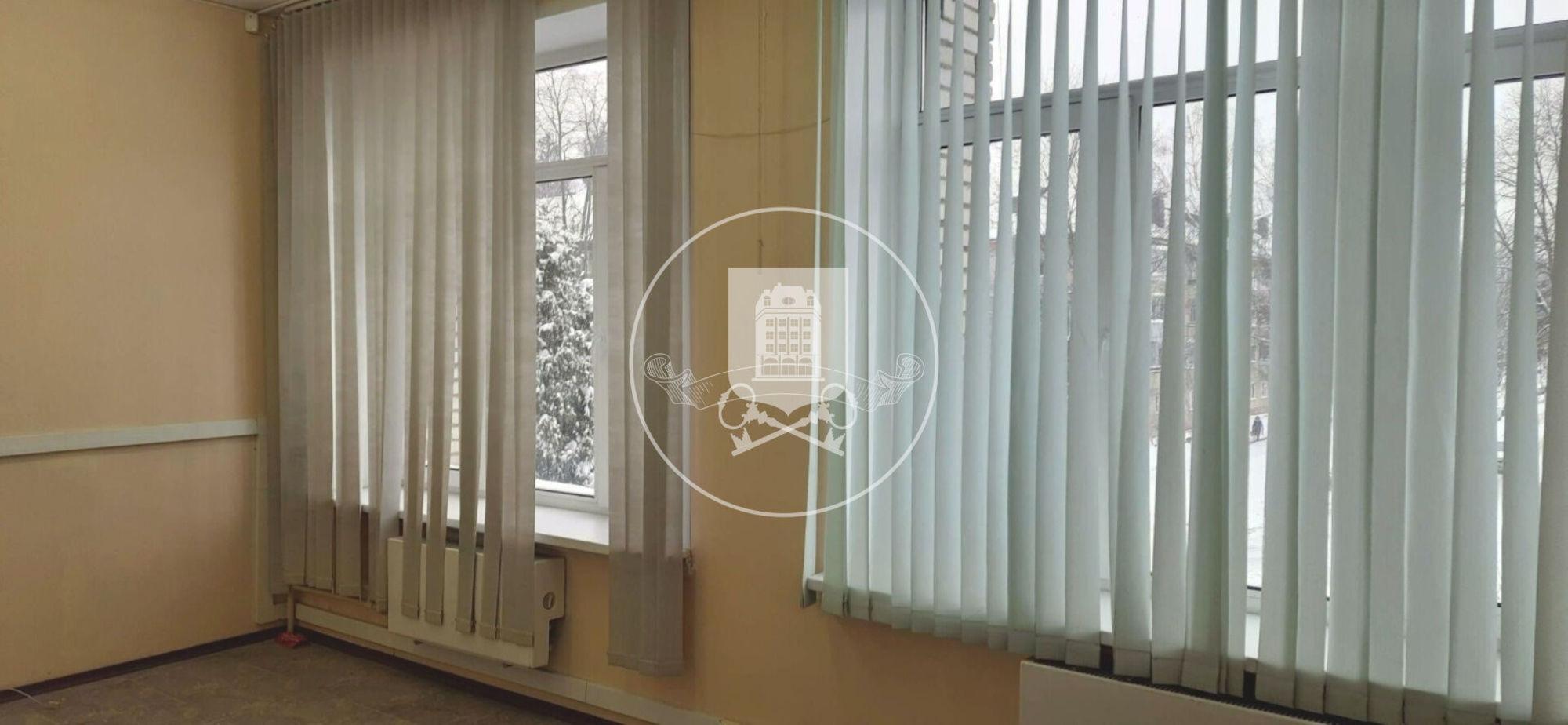 Сдать офис, помещение под офис за 23 400 рублей на Красных Зорь ул, 26