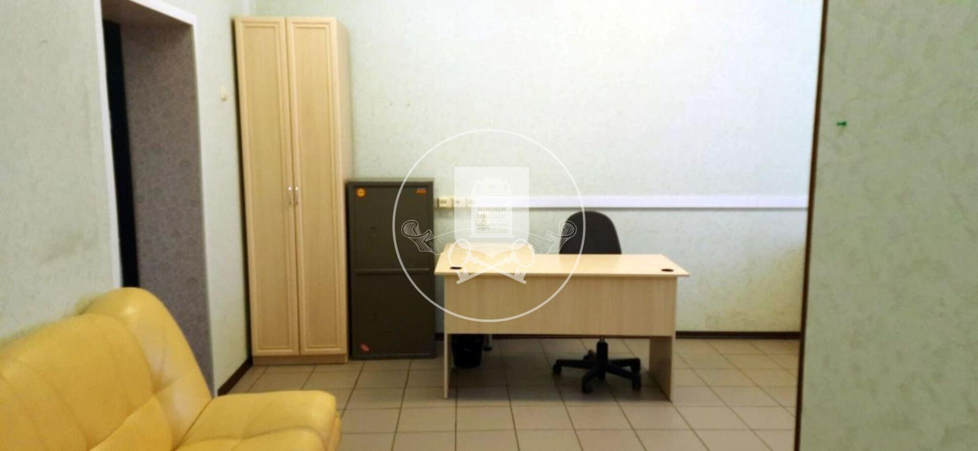 Сдать офис, помещение под офис за 23 400 рублей на Красных Зорь ул, 26
