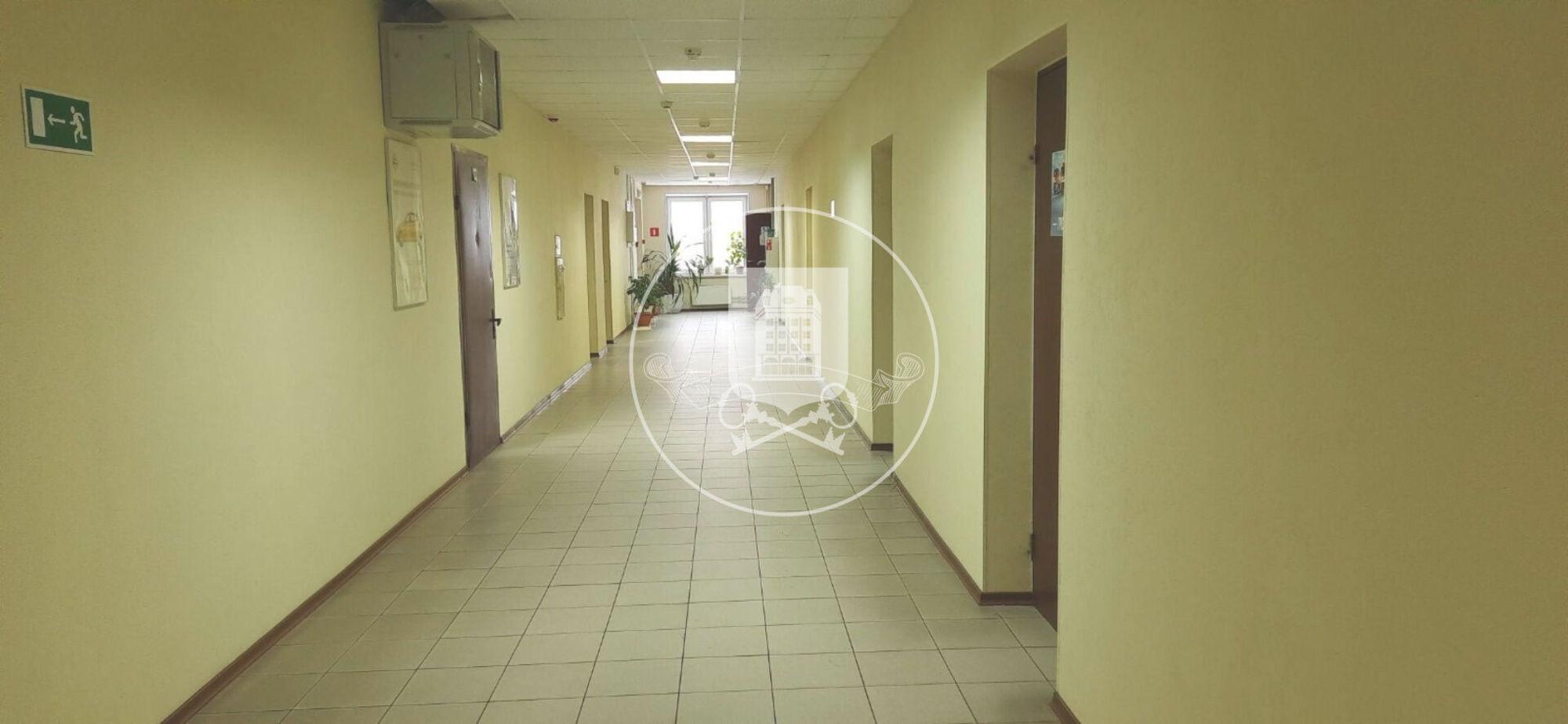 Сдать офис, помещение под офис за 23 400 рублей на Красных Зорь ул, 26