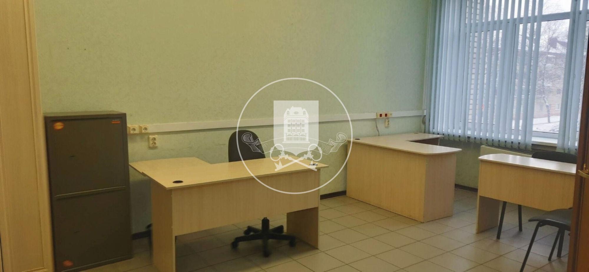 Сдать офис, помещение под офис за 23 400 рублей на Красных Зорь ул, 26