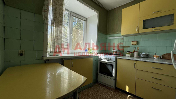 3-комн квартира Утевская улица, 20