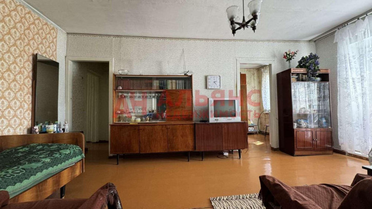 3-комн квартира Утевская улица, 20