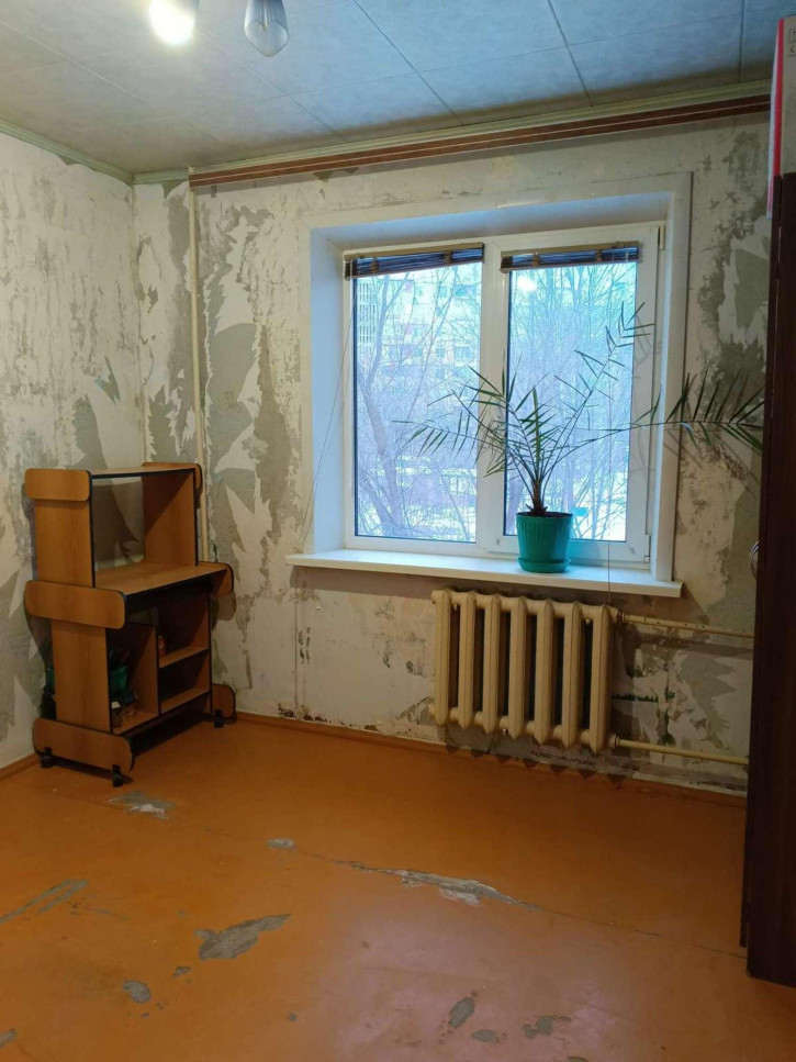 3-комн квартира Кирова проспект, 350
