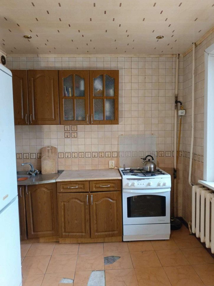 3-комн квартира Кирова проспект, 350