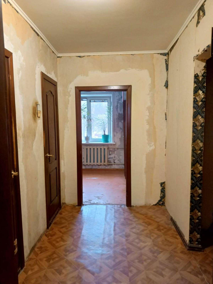 3-комн квартира Кирова проспект, 350