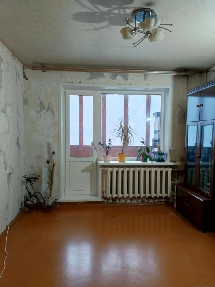 3-комн квартира Кирова проспект, 350