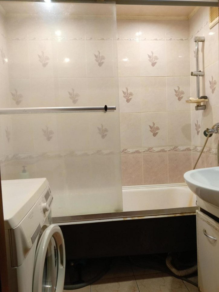 3-комн квартира Кирова проспект, 350