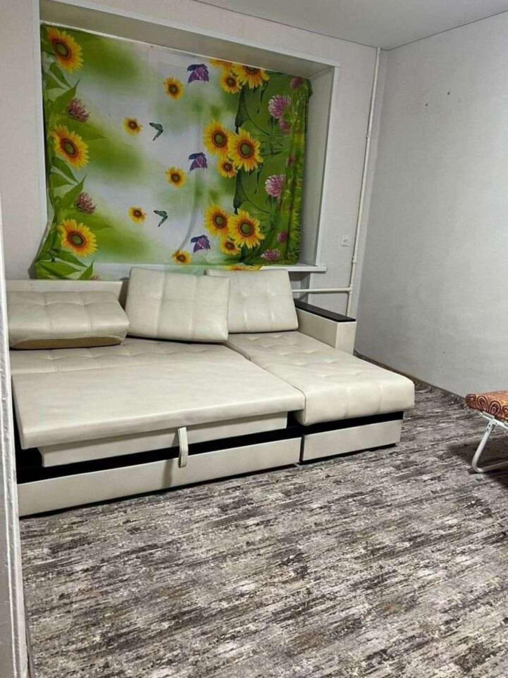 1-комн квартира Красных Коммунаров улица, 8
