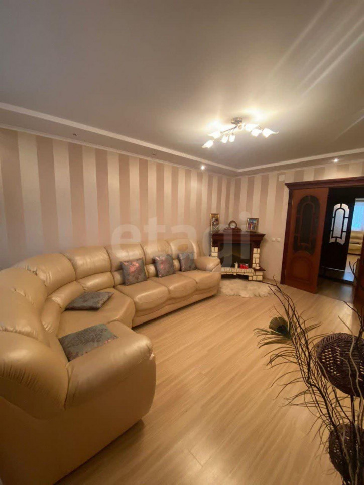 3-комн квартира улица Южакова, 2 3-комн квартира улица Южакова, 2