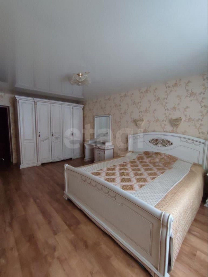 3-комн квартира улица Южакова, 2 3-комн квартира улица Южакова, 2