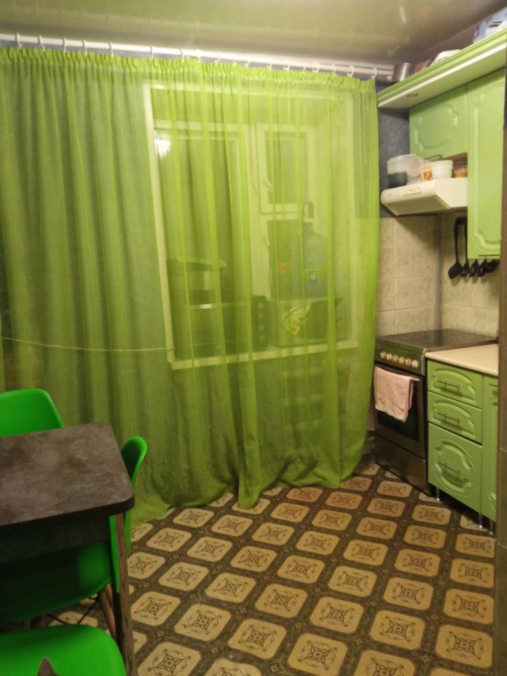 3-комн квартира Политбойцов ул, 21