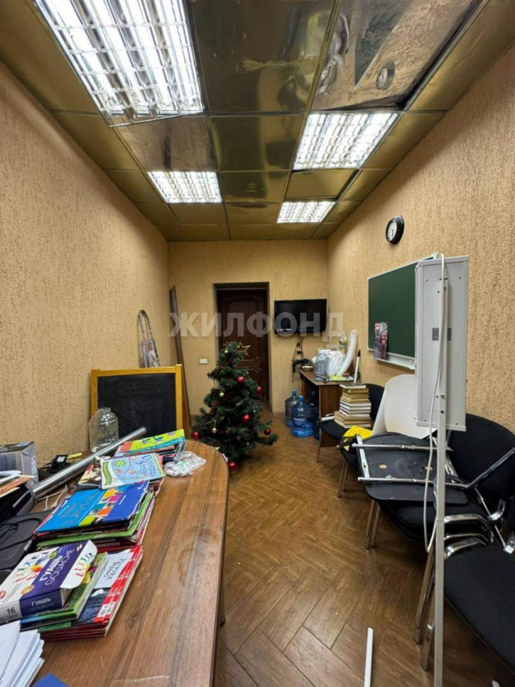 5-комн квартира Комсомольская улица, д.12 5-комн квартира Комсомольская улица, д.12