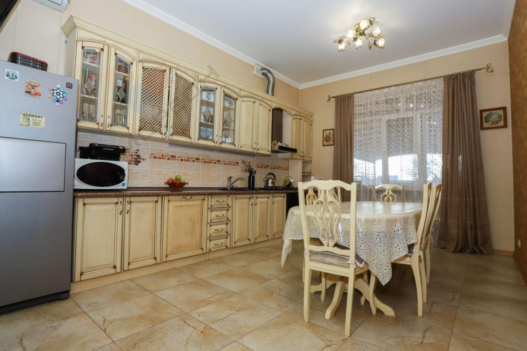 Купить дачу, дом, коттедж за 24 000 000 рублей на 1-я Тихая ул, 17 Купить дачу, дом, коттедж за 24 000 000 рублей на 1-я Тихая ул, 17