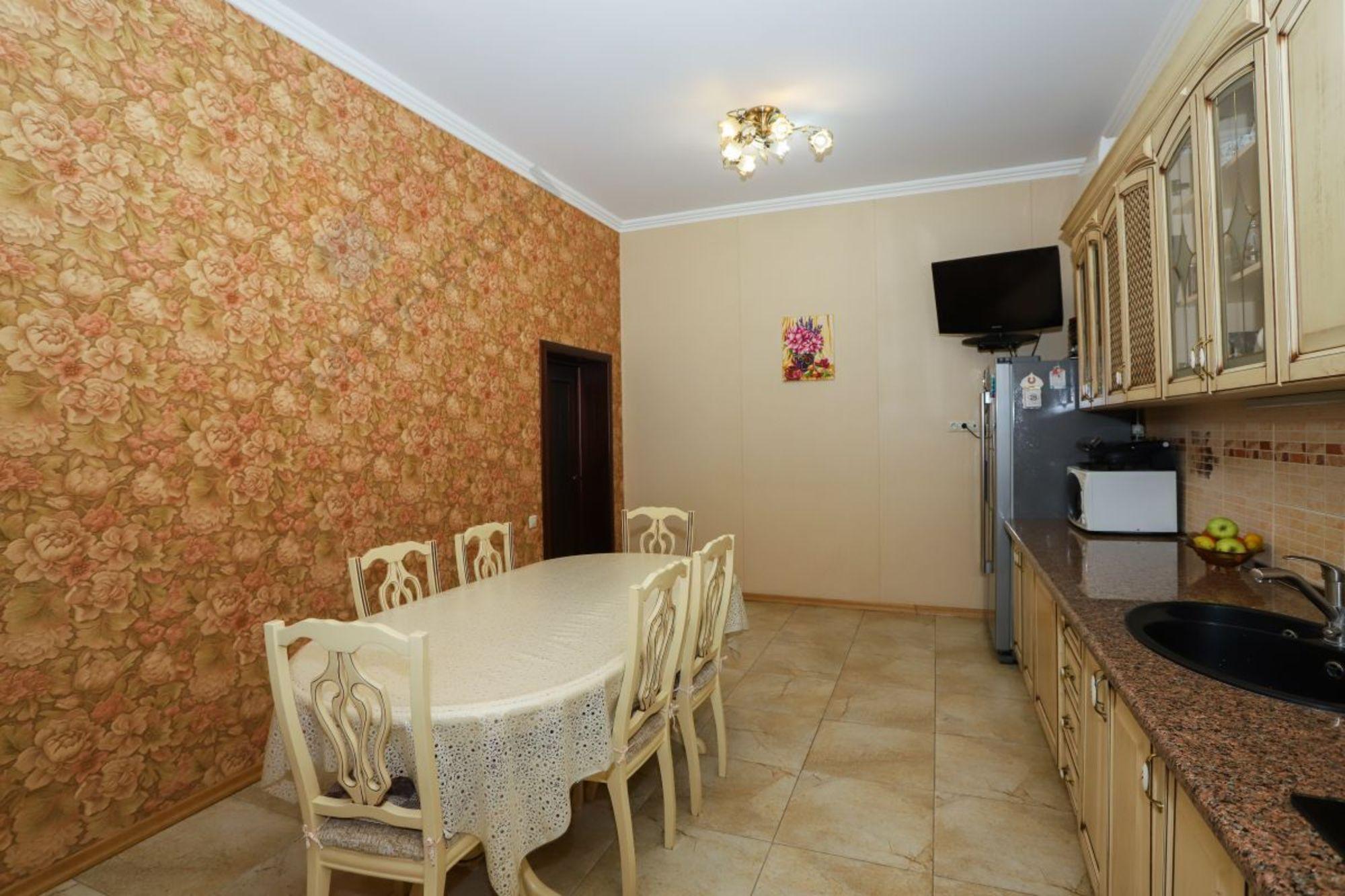 Купить дачу, дом, коттедж за 24 000 000 рублей на 1-я Тихая ул, 17 Купить дачу, дом, коттедж за 24 000 000 рублей на 1-я Тихая ул, 17