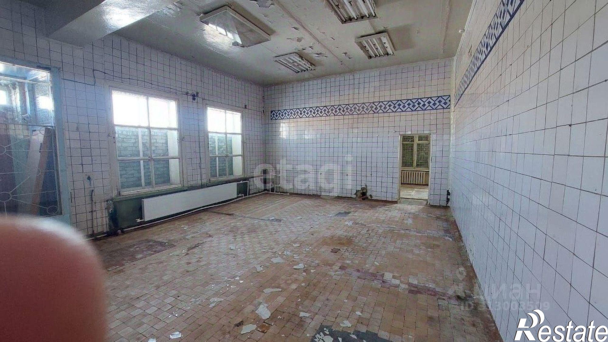 Купить офис, помещение под офис за 7 073 590 рублей на ул Жуковского, 4