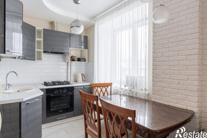 2-комн квартира Гагарина ул, 39а